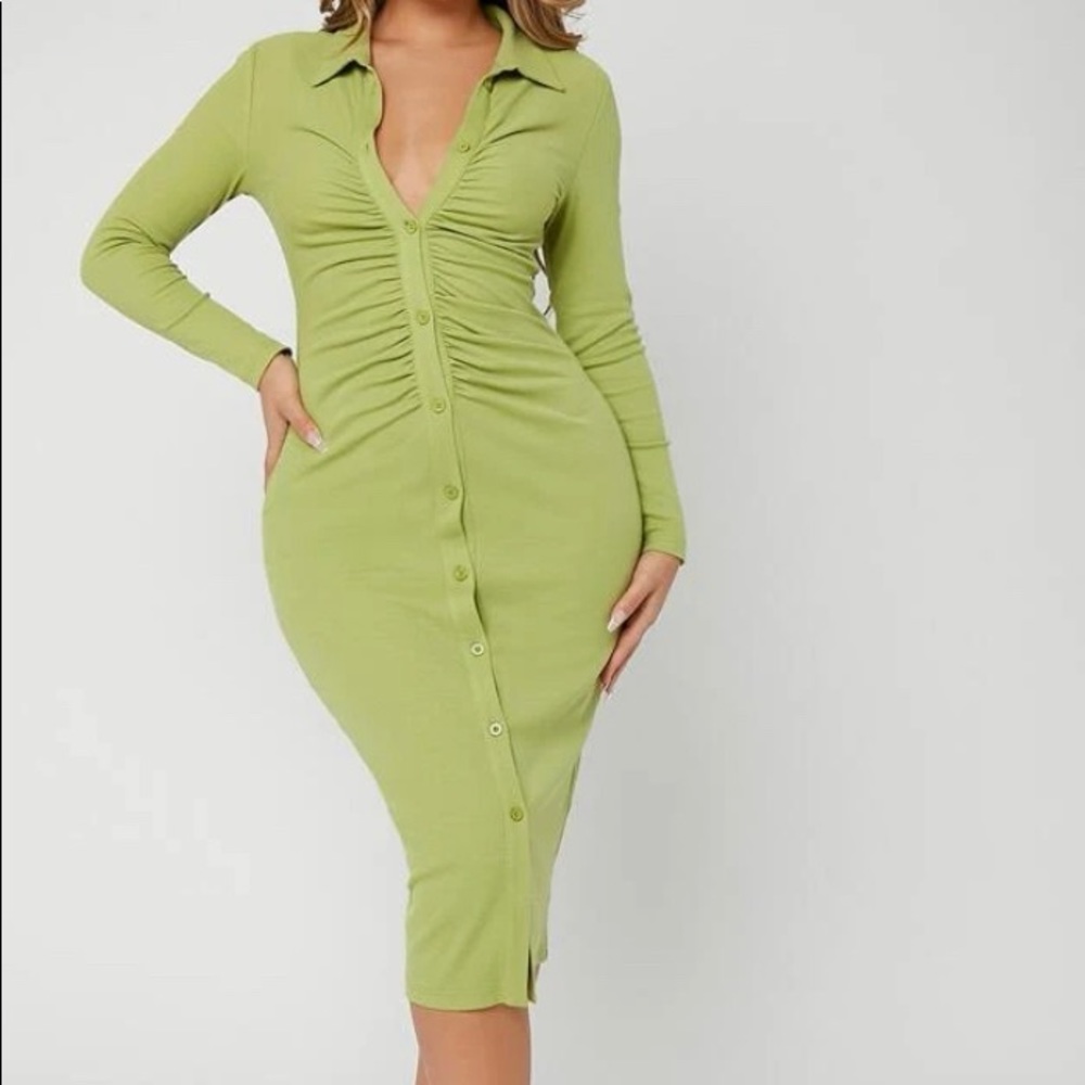 Ruched button through body con dress in lime